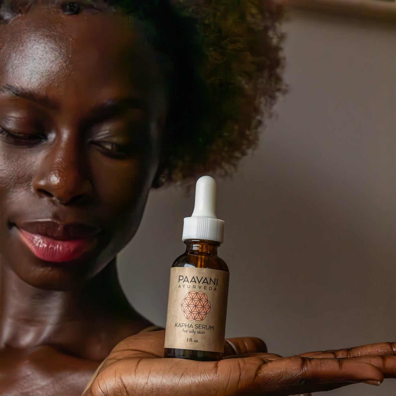 Kapha Serum | Ayurvedic Face Oil for Oily & Congested Skin-3